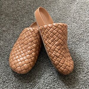 Loeffler Randall Slides